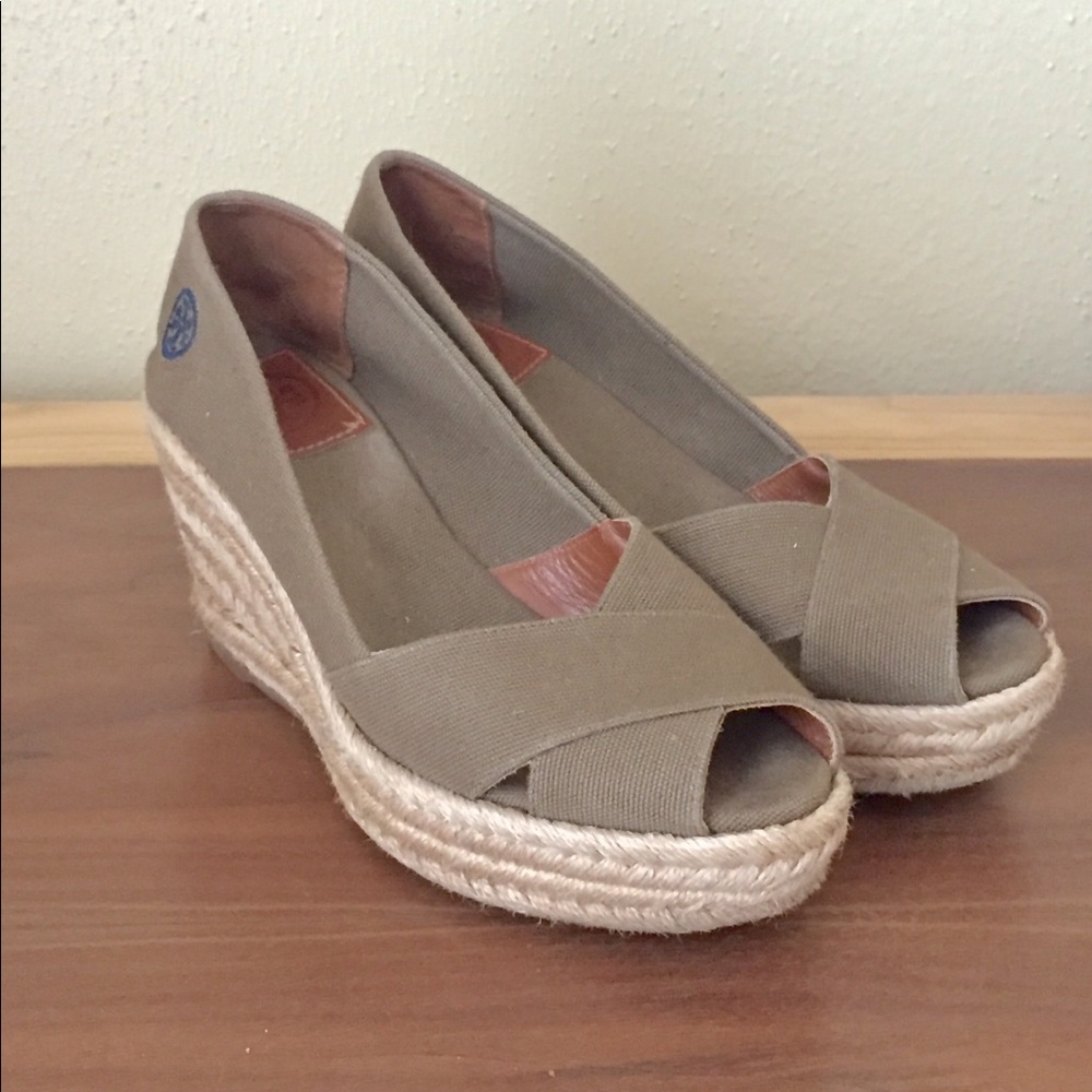 🌺 Tory Burch Wedges 🌺